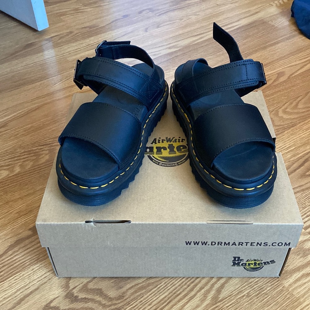 Dr. Martens platform black sandal
